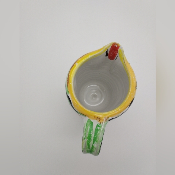 Art Studio Pottery Creamer/Pitcher with Jalapeño Peppers Signed - Picture 5 of 9